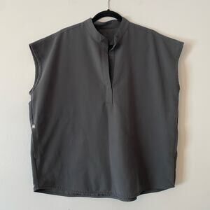 FIGS Charcoal Gray Rafaela Scrub Top Uniform Nurse Doctor Women's size Large